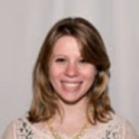 Meet your Posher, Jennifer - Picture 1 of 1